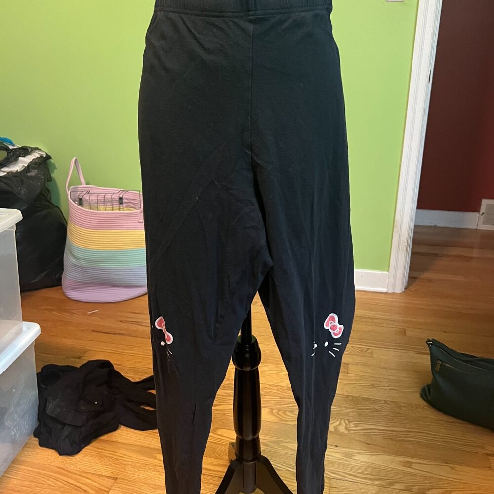 Size 5 Black Hello Kitty Leggings